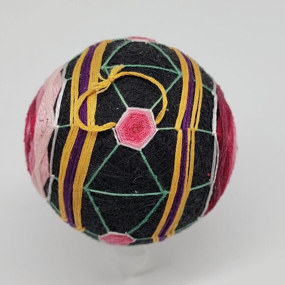 Handmade Japanese Temari Embroidered Ball Ornament Geometric Pattern Black Pink - Picture 6 of 6